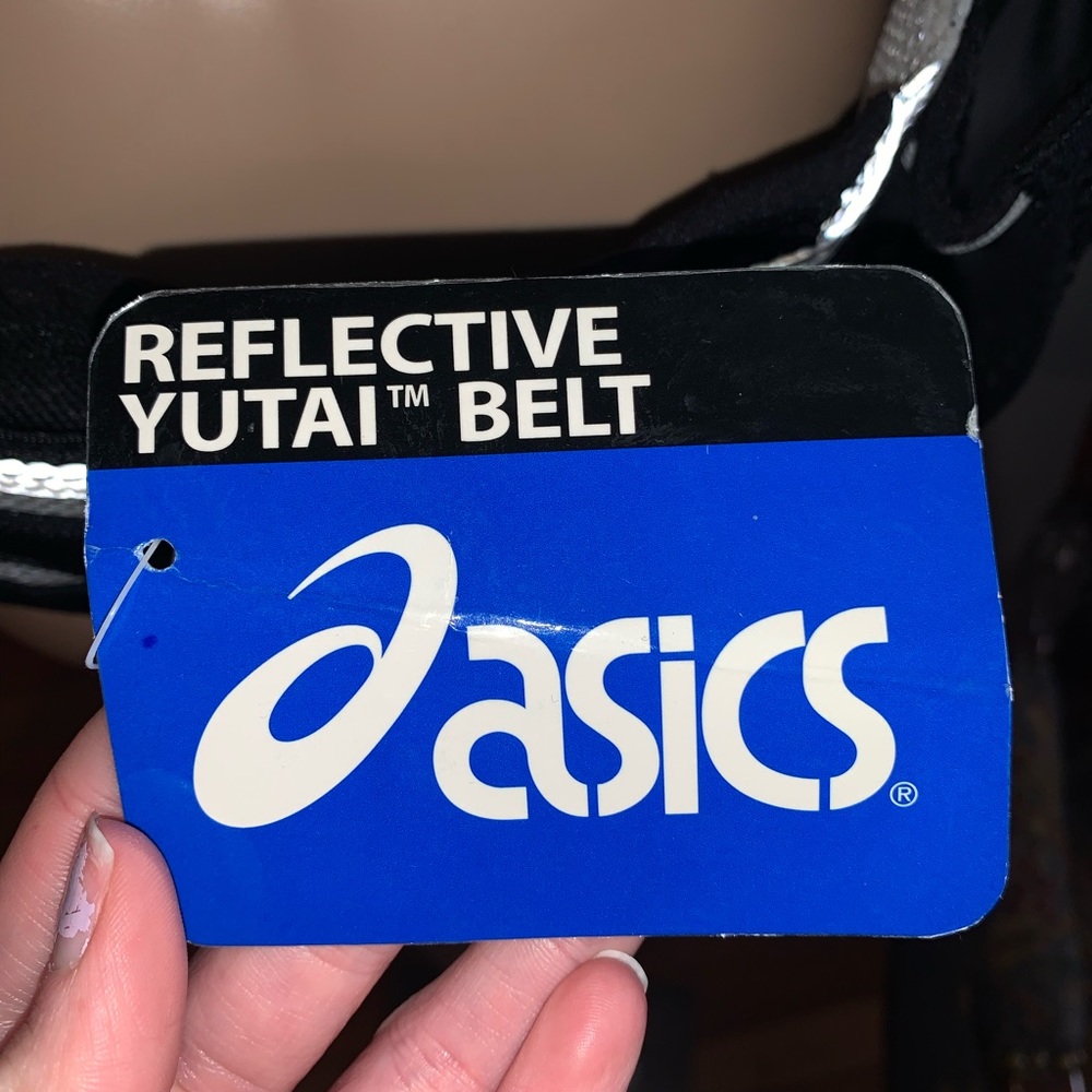 ASICS Running Water Belt - Picture 2 of 4
